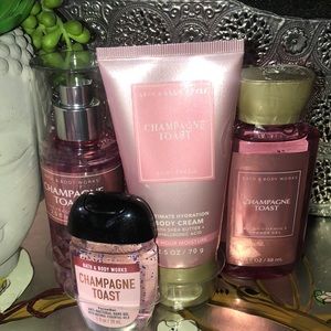Bath and Bodyworks, champagne and toast travel gift set combo